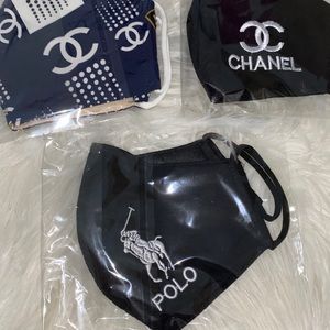 Face mask great quality for each. Please specify which one you like.